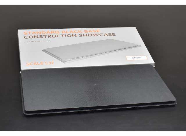AT-Collections | Display Cases Diorama items | AT32913 | 1/32 | Standard Black Base for the 1:32 Construction showcase. Clear case is item AT32900. | 